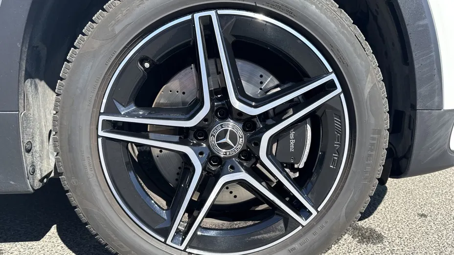 MERCEDES-BENZ GLB GLB 220 d 4-Matic AMG Line 8G-DCT