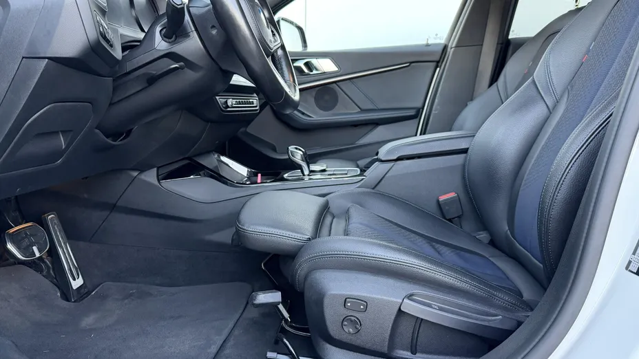 BMW Seria 1 118i M Sport aut