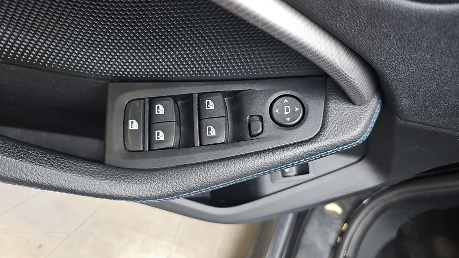 BMW Seria 1 118i M Sport aut