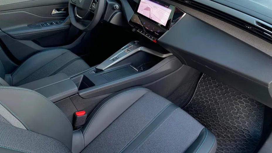 PEUGEOT 308 308 1.2 PureTech Allure Pack S&S EAT8