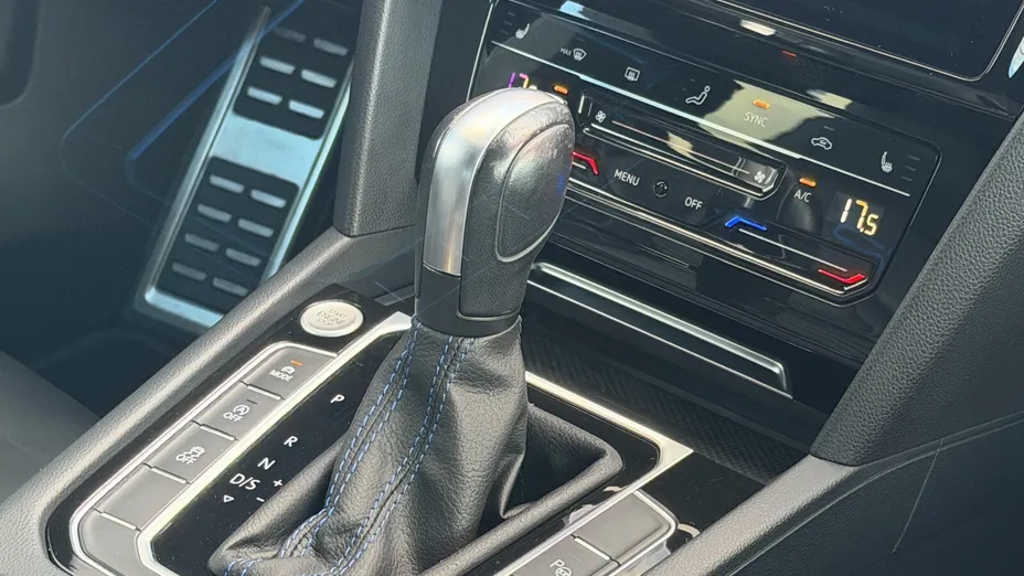 VOLKSWAGEN Arteon Arteon 2.0 TSI 4Motion R DSG