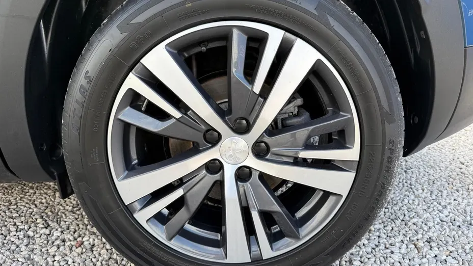 PEUGEOT 3008 3008 1.5 BlueHDi Allure S&S EAT8