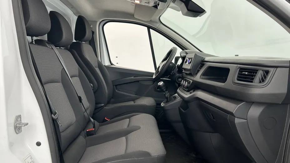 RENAULT Trafic -