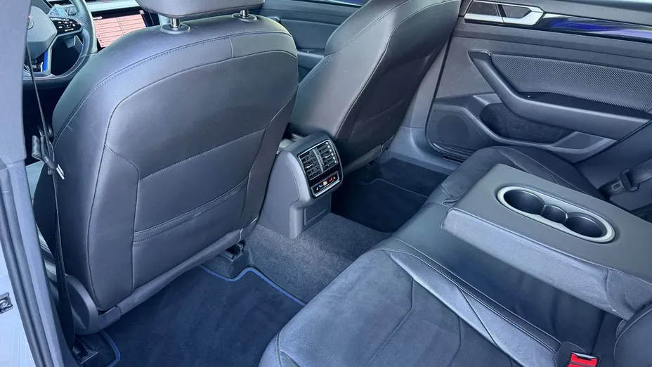 VOLKSWAGEN Arteon Arteon 2.0 TSI 4Motion R DSG