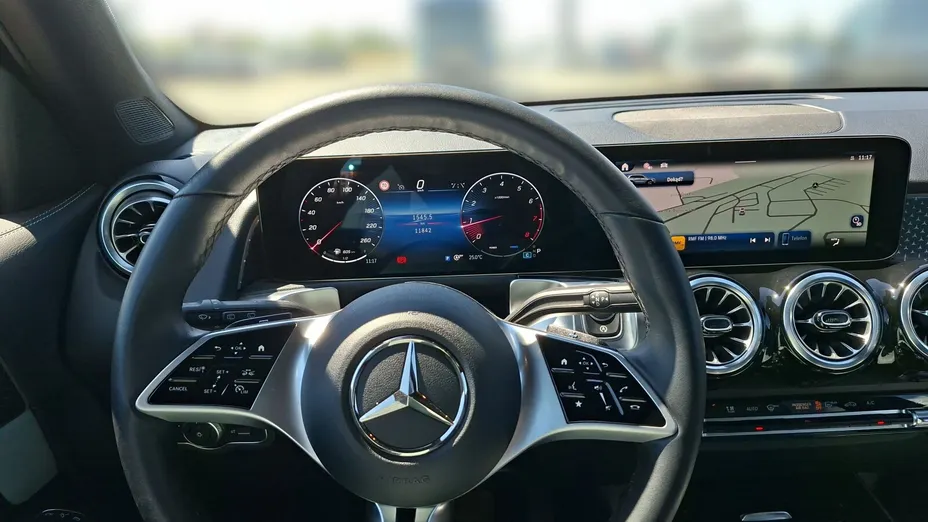 MERCEDES-BENZ GLB GLB 200 mHEV Progressive 7G-DCT