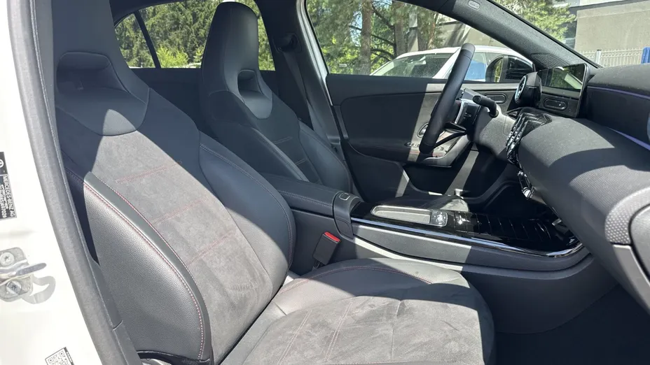 MERCEDES-BENZ A Klasa A 200 AMG Line 7G-DCT