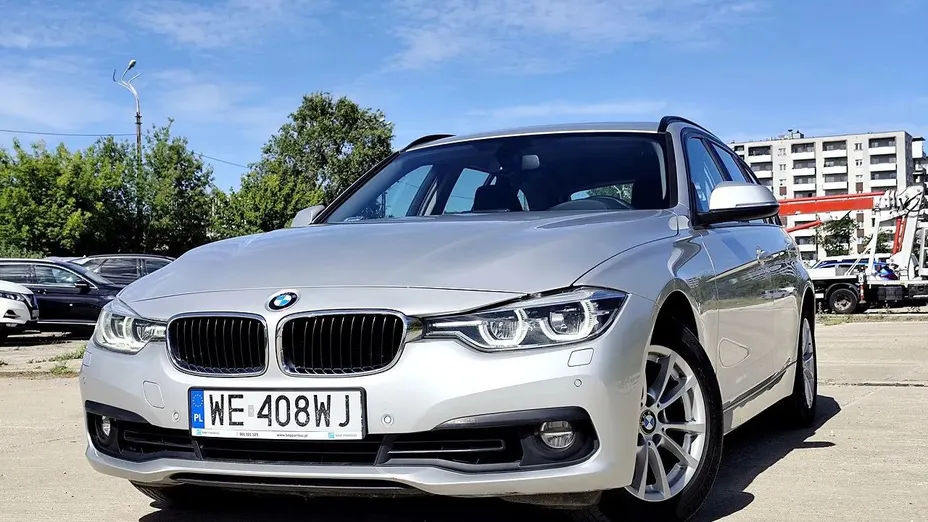 BMW Seria 3 318i GPF Advantage aut