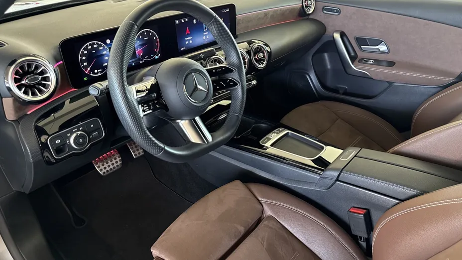 MERCEDES-BENZ A Klasa A 200 AMG Line 7G-DCT