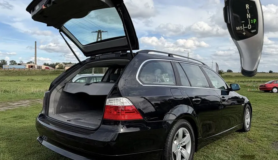 BMW Seria 5 520e aut
