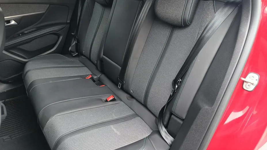 PEUGEOT 3008 3008 1.2 PureTech Allure Pack S&S EAT8