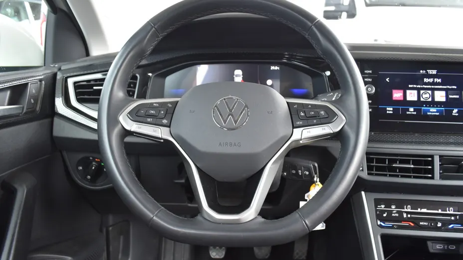 VOLKSWAGEN Taigo Taigo 1.0 TSI Life