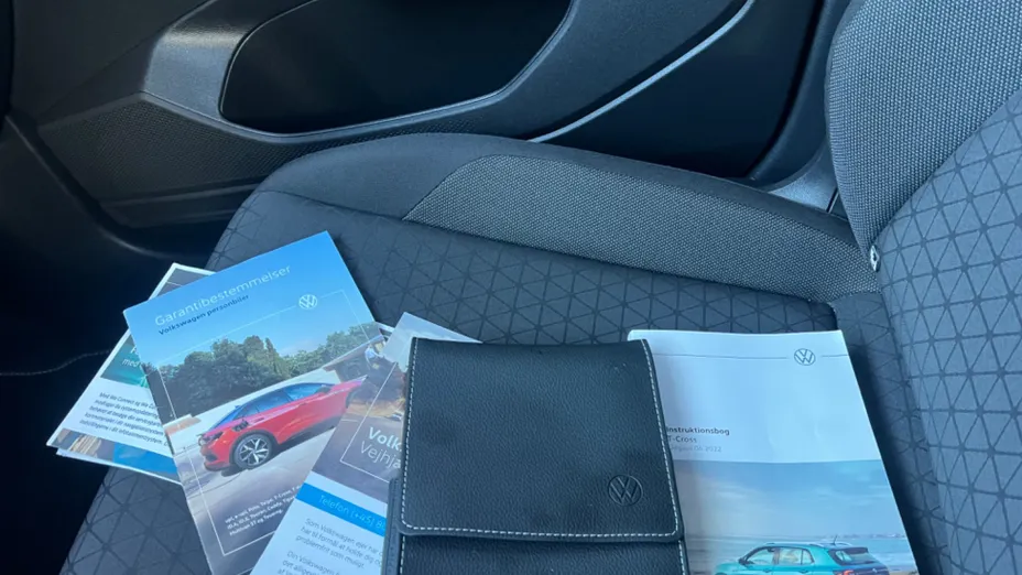 VOLKSWAGEN T-Cross -