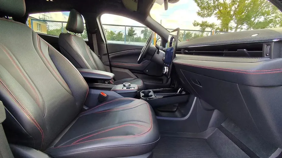 FORD Mustang Mustang 2.3 EcoBoost aut