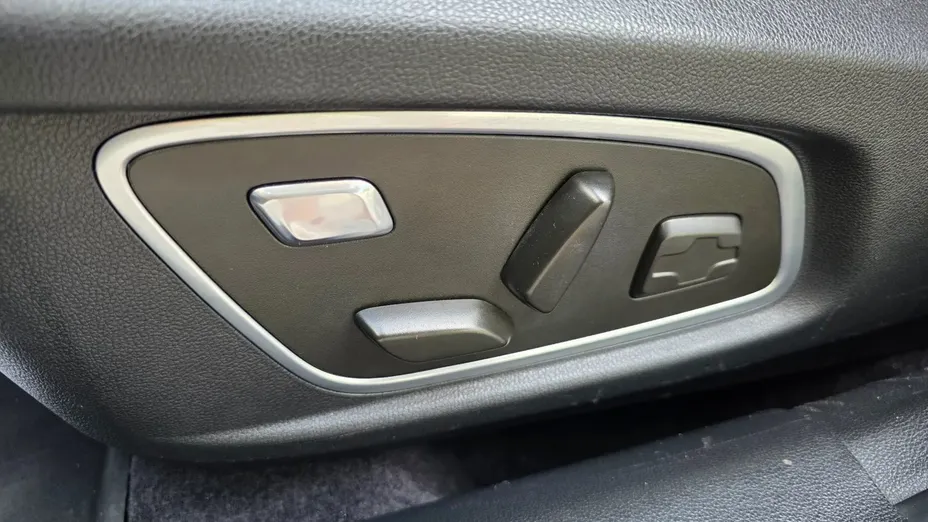 RENAULT Koleos -