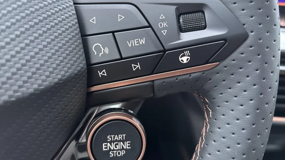 CUPRA Leon Leon 1.5 eTSI mHEV DSG Nowy