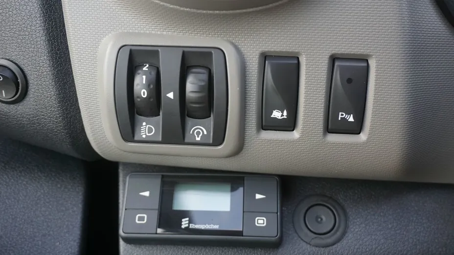 RENAULT Trafic -