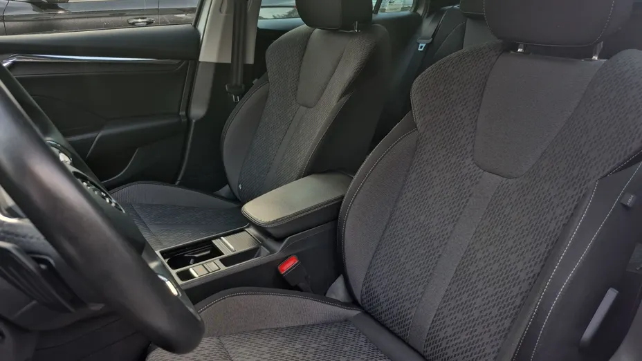 SKODA Octavia -