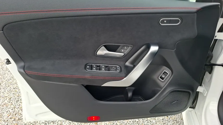 MERCEDES-BENZ CLA CLA 180 mHEV AMG Line 7G-DCT