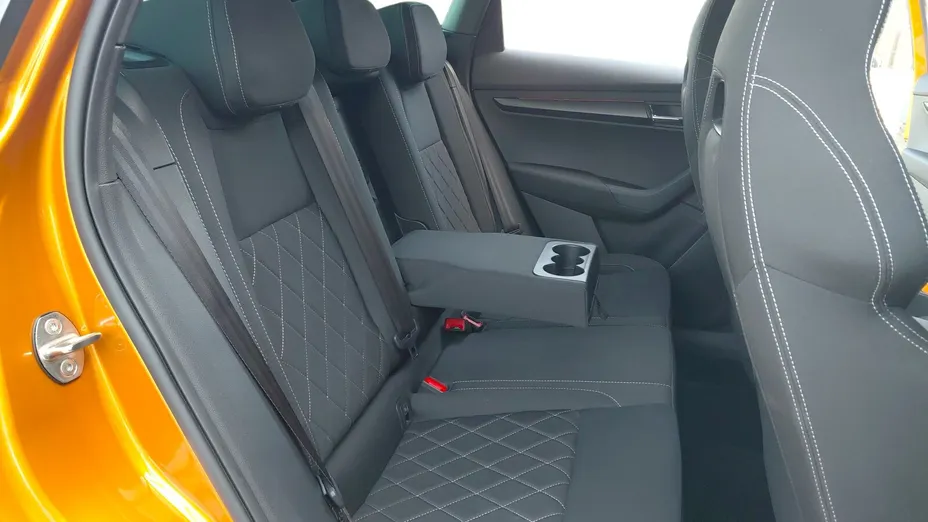 SKODA Karoq Karoq 1.5 TSI ACT Sportline DSG