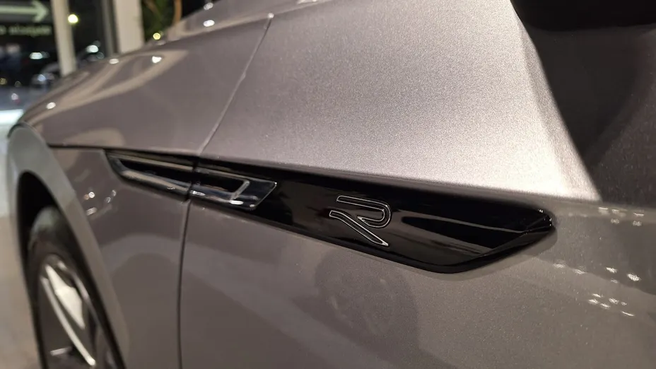 VOLKSWAGEN Arteon Arteon 2.0 TSI R-Line DSG