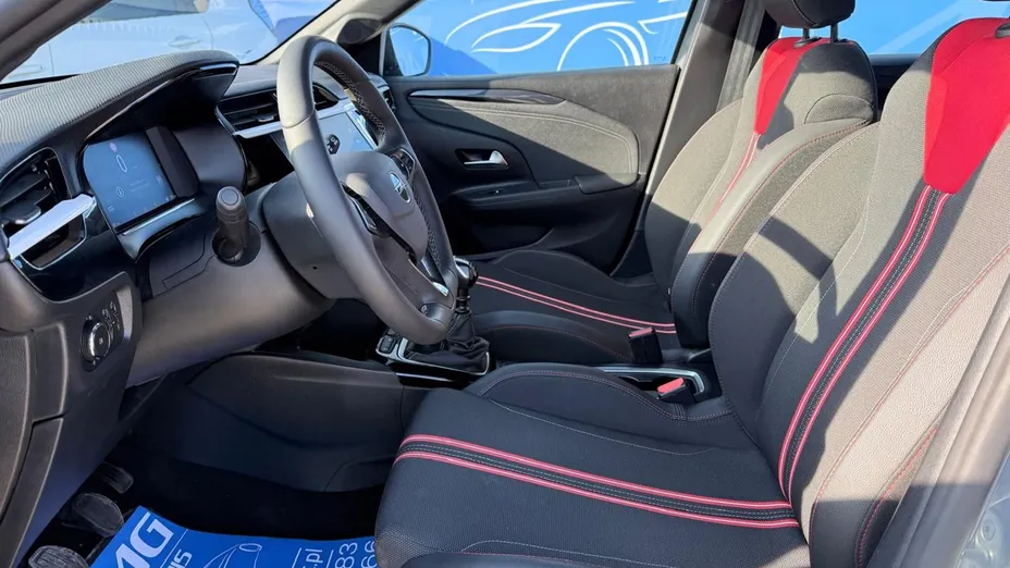 OPEL Corsa -