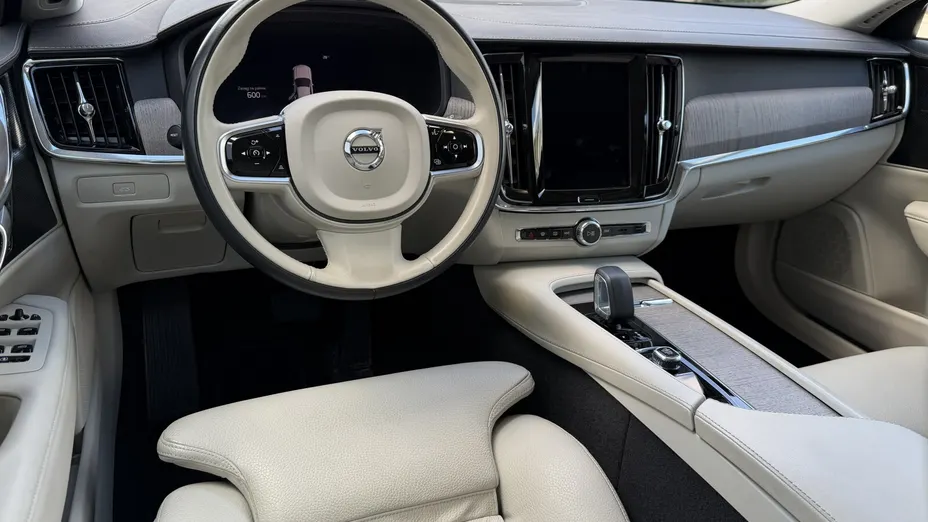 VOLVO V90 V90 B4 D Plus Dark aut