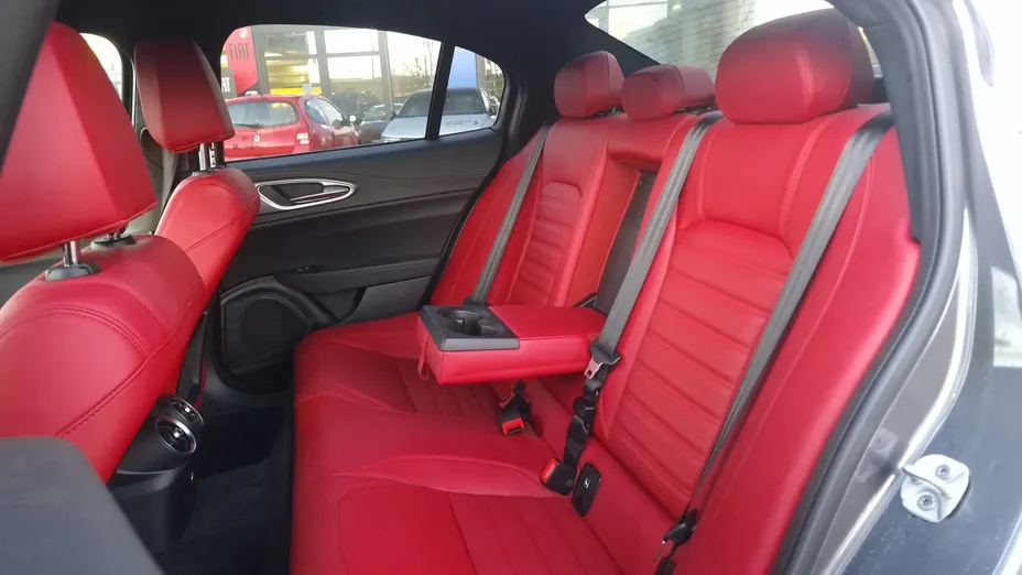 ALFA ROMEO Giulia Giulia 2.0 Turbo Veloce Q4 aut