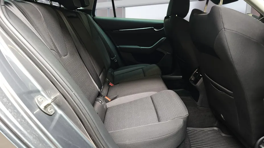 SKODA Octavia Octavia 2.0 TDI Ambition DSG
