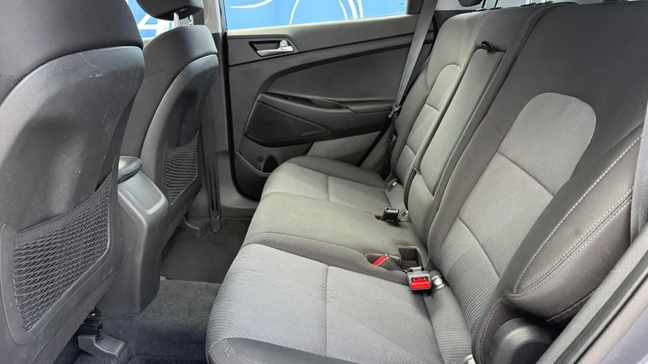 HYUNDAI Tucson -