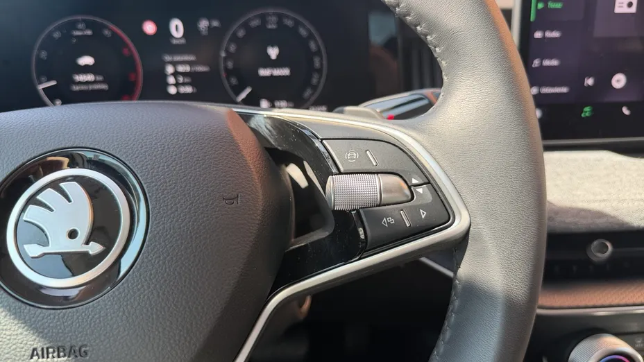 SKODA Superb Superb 2.0 TDI SCR 4x4 Selection DSG