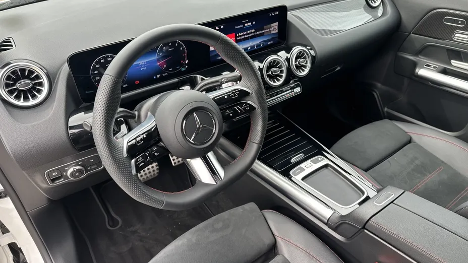 MERCEDES-BENZ GLA GLA 200 mHEV AMG Line 7G-DCT