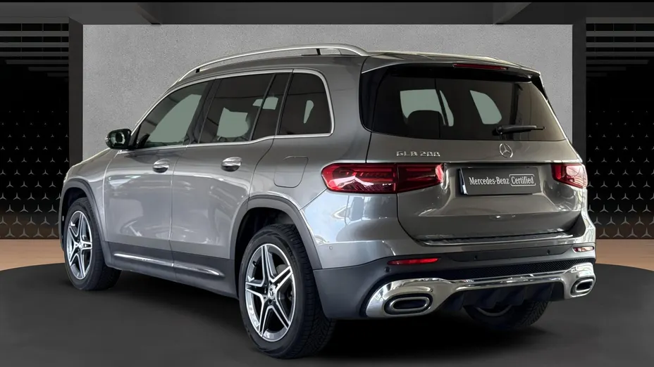 MERCEDES-BENZ GLB GLB 200 mHEV AMG Line 7G-DCT