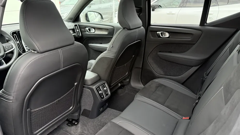 VOLVO XC40 XC40 82kWh Recharge Twin AWD Ultimate aut