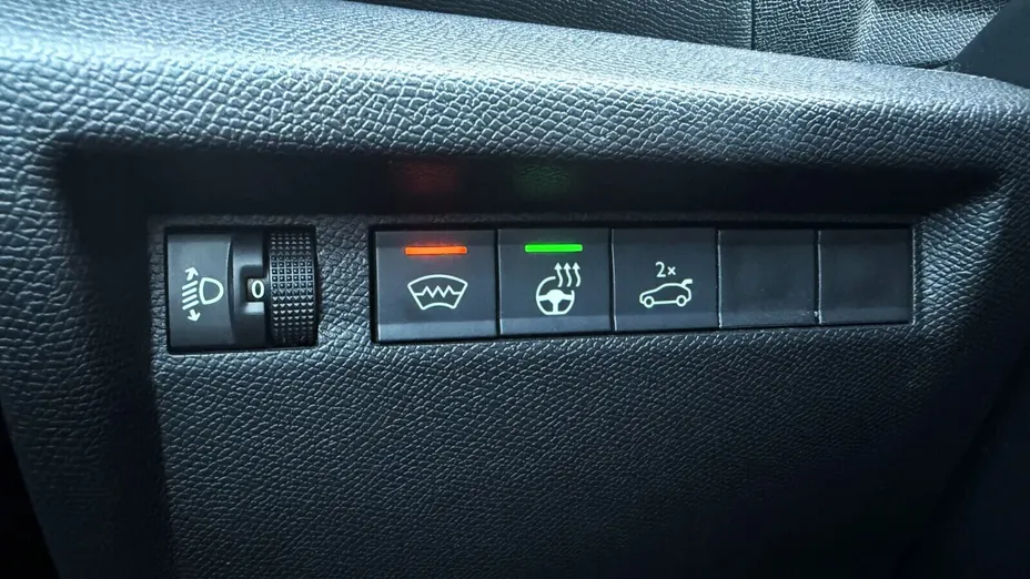 CITROEN C4 X C4 X 1.2 PureTech Shine S&S EAT8