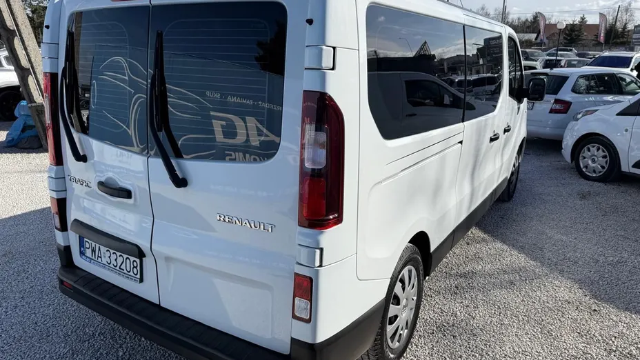 RENAULT Trafic -