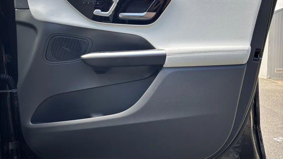 MERCEDES-BENZ GLC GLC 300 de 4-Matic AMG Line