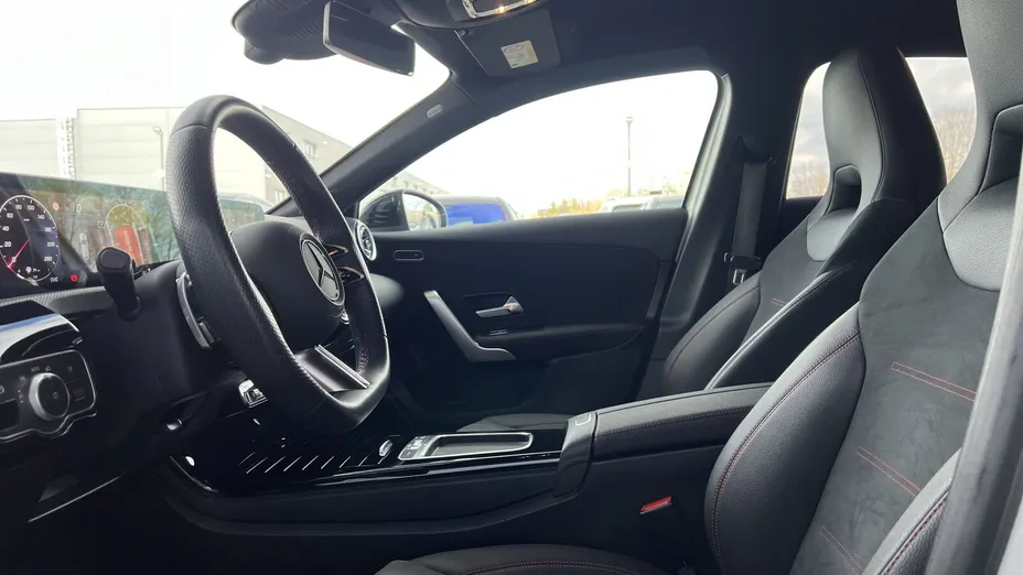 MERCEDES-BENZ A Klasa A 200 AMG Line 7G-DCT