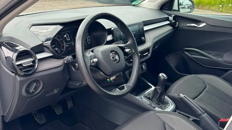 SKODA Fabia Fabia 1.0 Ambition
