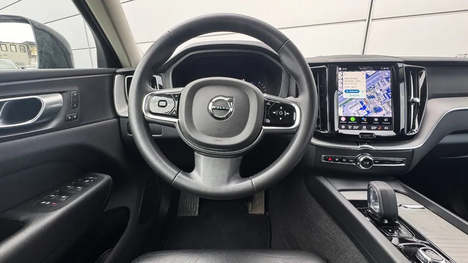 VOLVO XC60 XC60 B4 D Plus Dark aut