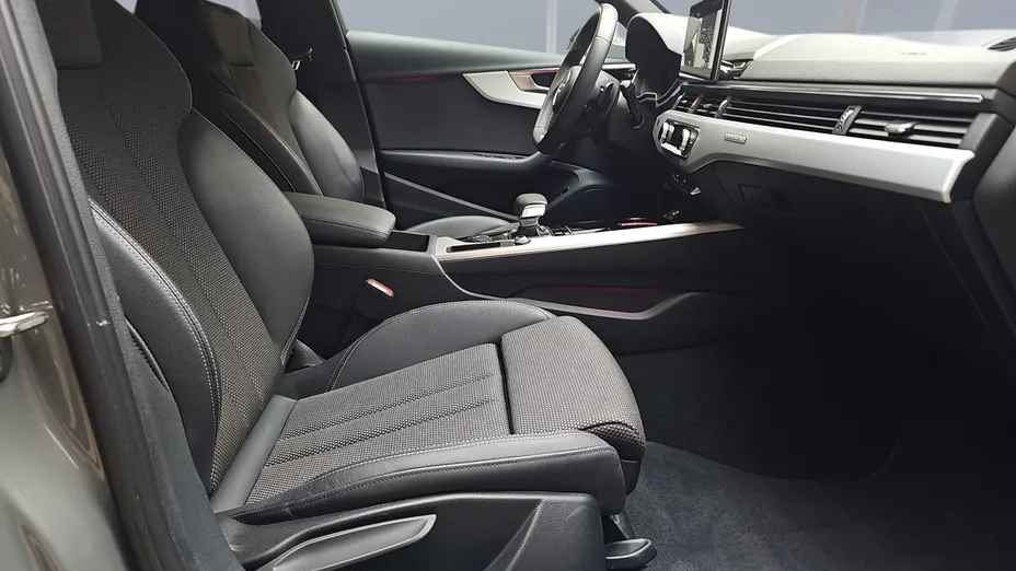 AUDI A4 A4 40 TFSI mHEV Quattro S Line S tronic