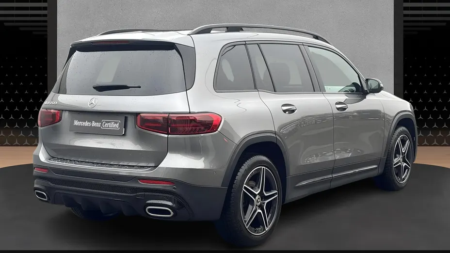 MERCEDES-BENZ GLB GLB 200 mHEV AMG Line 7G-DCT