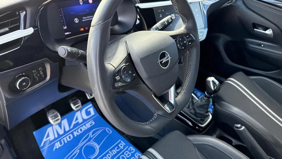OPEL Corsa -