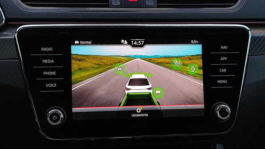 SKODA Superb Superb 2.0 TDI SCR Sportline DSG