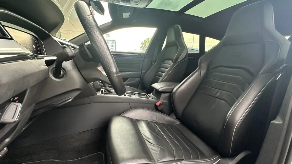 VOLKSWAGEN Arteon -