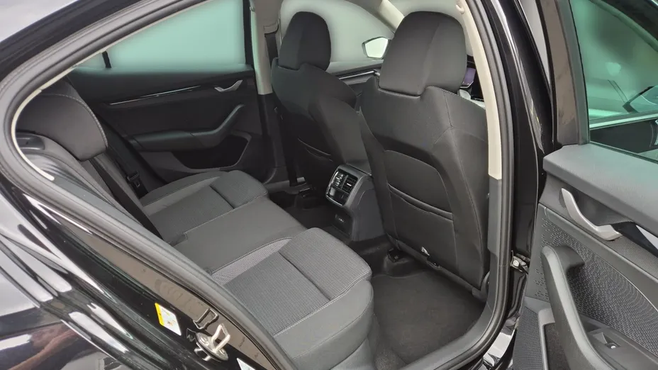 SKODA Octavia Octavia 1.5 TSI mHEV Drive Selection DSG Nowy
