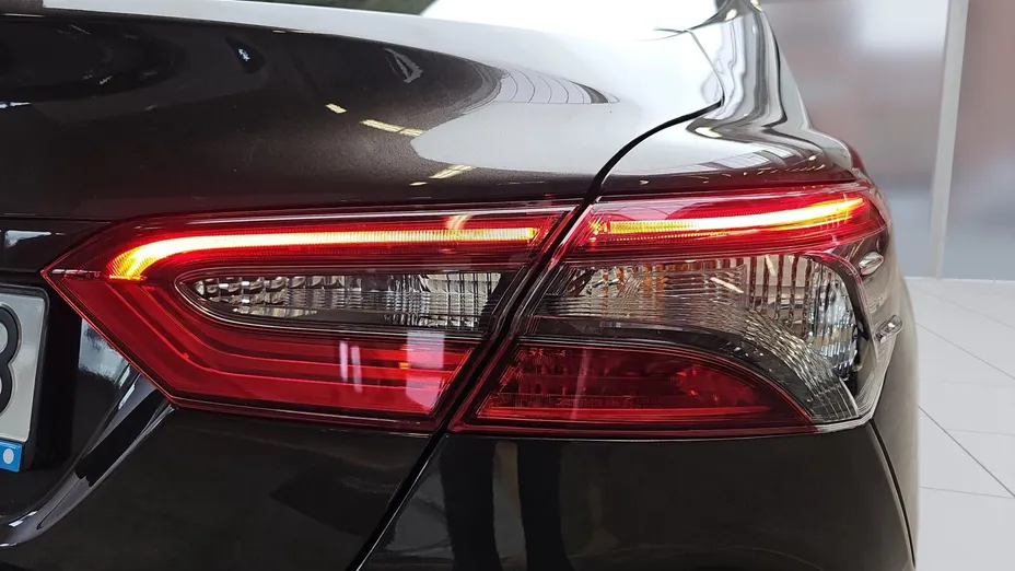 TOYOTA Camry Camry 2.5 Hybrid Comfort CVT