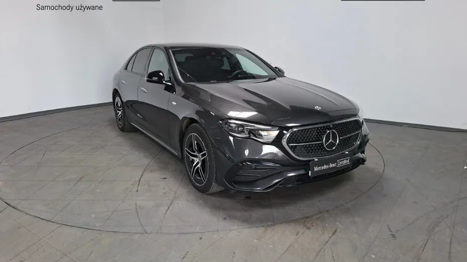 MERCEDES-BENZ E Klasa E 300 de PHEV 4-Matic AMG 9G-Tronic