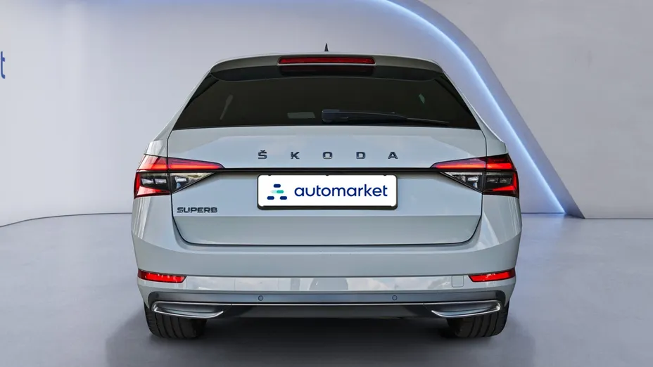 SKODA Superb Superb 2.0 TDI SCR Sportline DSG