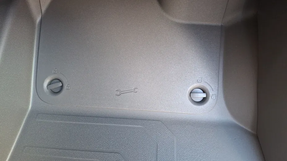 VOLKSWAGEN Crafter Crafter 35 BiTDI 4Motion (13,6m3) aut Nowy
