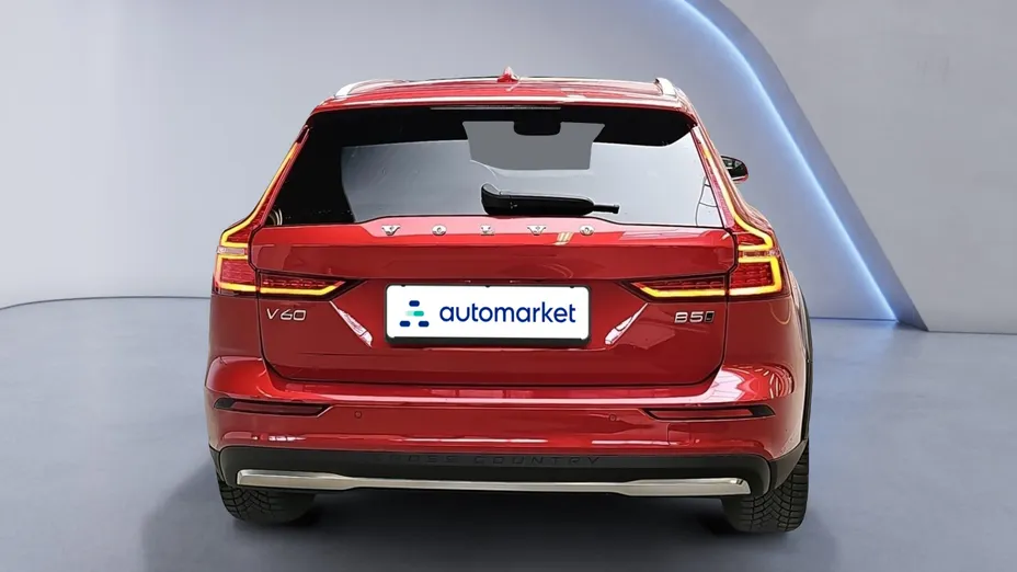 VOLVO V60 V60 CC Plus B5 B AWD aut